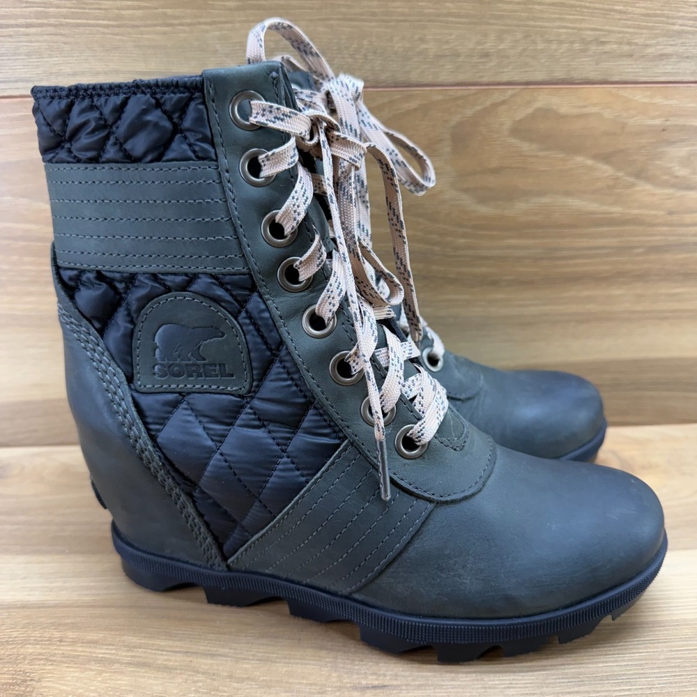 Sorel Lexie Wedge Boots Womens 7 Dark Olive Black Leather Waterproof Streetwear